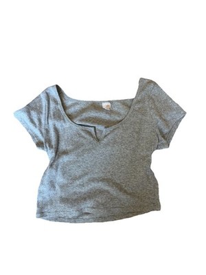 Colsie Women's Crop Top Size M Gray Short Sleeve Scoop Neck