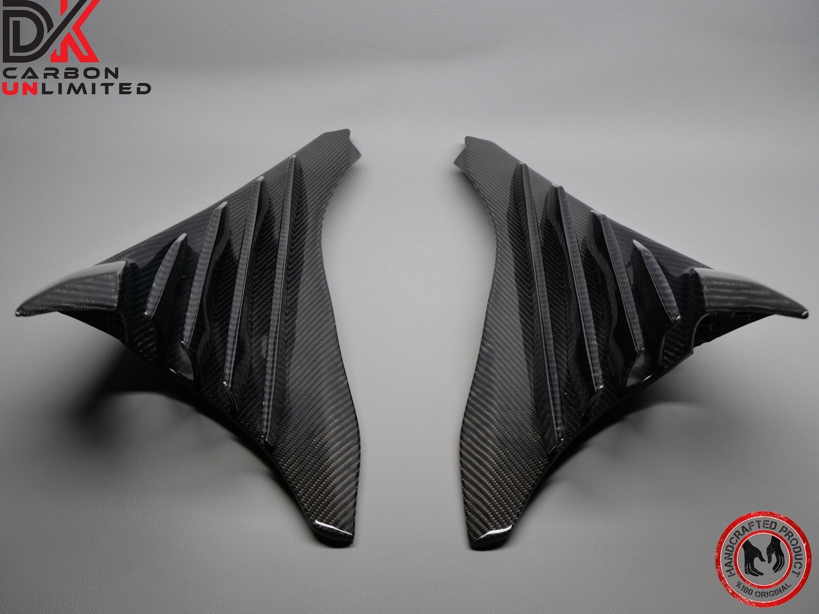 Aston Martin DBS Superleggera Gloss Finish Carbon Fiber Fender Louvres Vents