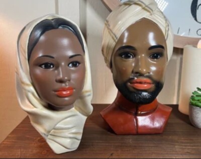 2 vintage Marwal figurines.  Some chips and wear and tear.  From the 1970 s.