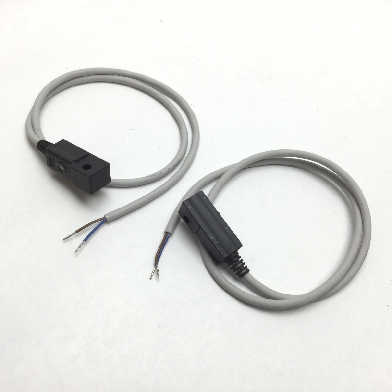 Lot of 2 SMC D-K59 Cylinder Switch, 2-Wire, Load: 24VDC 5-40mA, 0.5m Cable