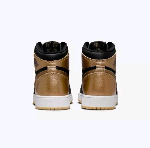 Air Jordan 1 Retro High OG GS Black/Metallic Gold Size 5Y | eBay Air Jordan 1 Retro High OG GS Black/Metallic Gold Size 5Y | eBay