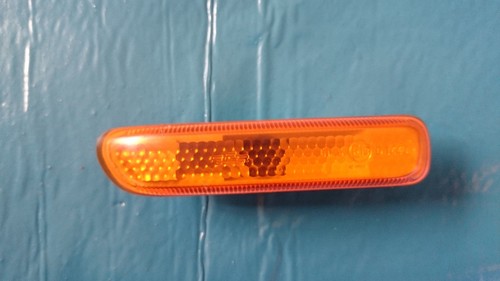 BMW 3er E46 Seitenblinker Seitenblinkleuchte Kotflügel links 8370719