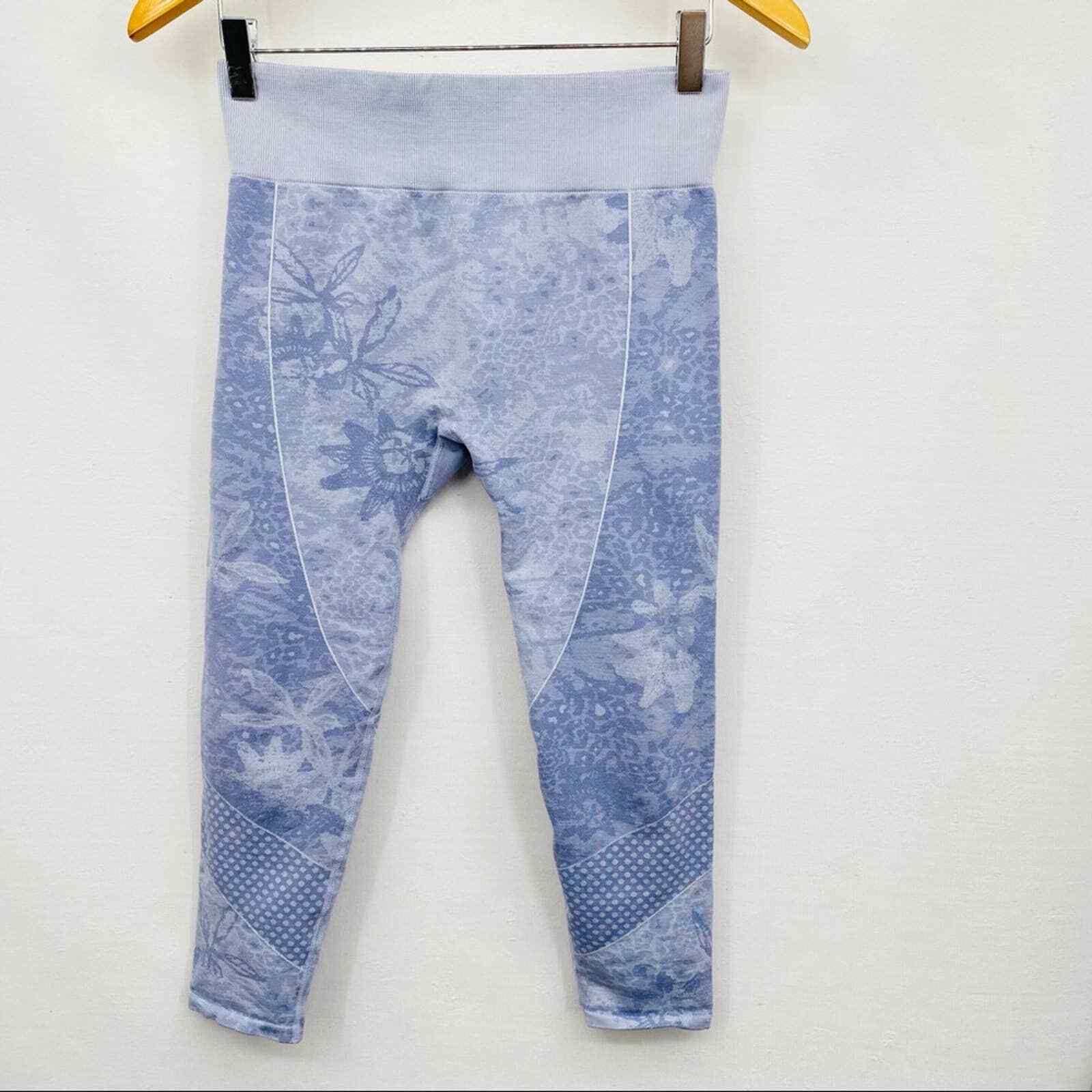 Fabletics Purple Blue Lavender Patterned Crop Leg… - image 1