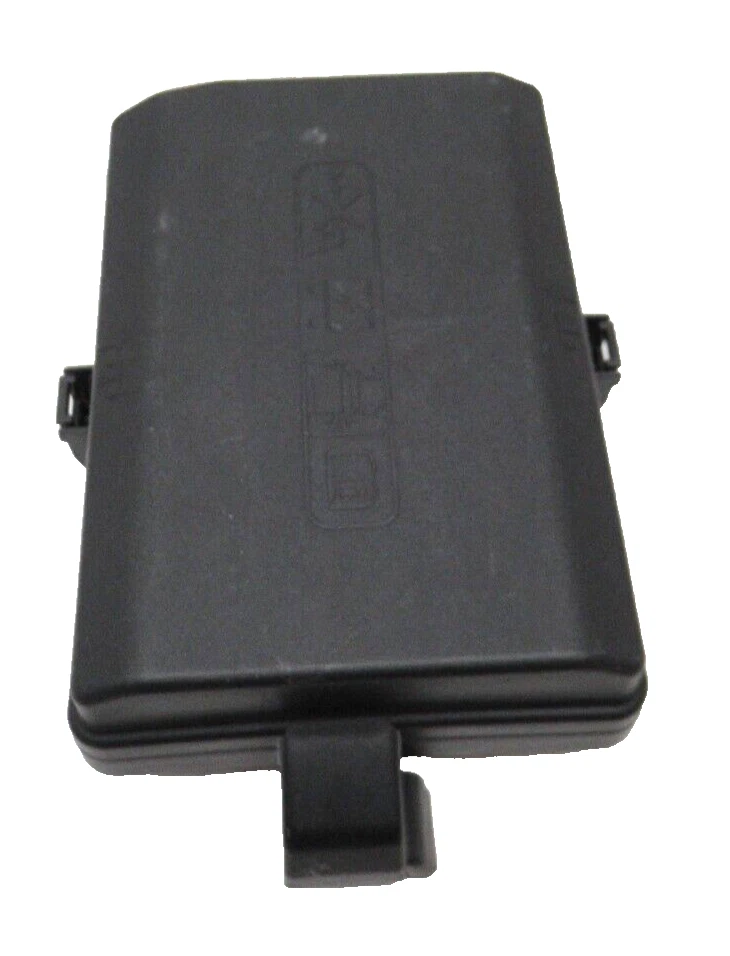 Engine Junction Fuse Block Cover Cadillac Escalade Chevrolet Suburban GMC Yukon - Image 3 of 4