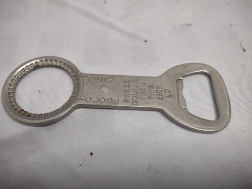 Antique / Vintage Pair Of BOTTLE OPENERS - Beer - Soda - Picture 3 of 4