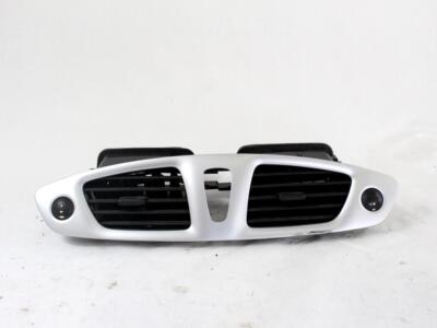 682600031R central ventilation nozzles dashboard Renault Scenic XMOD 1.5 D 81KW