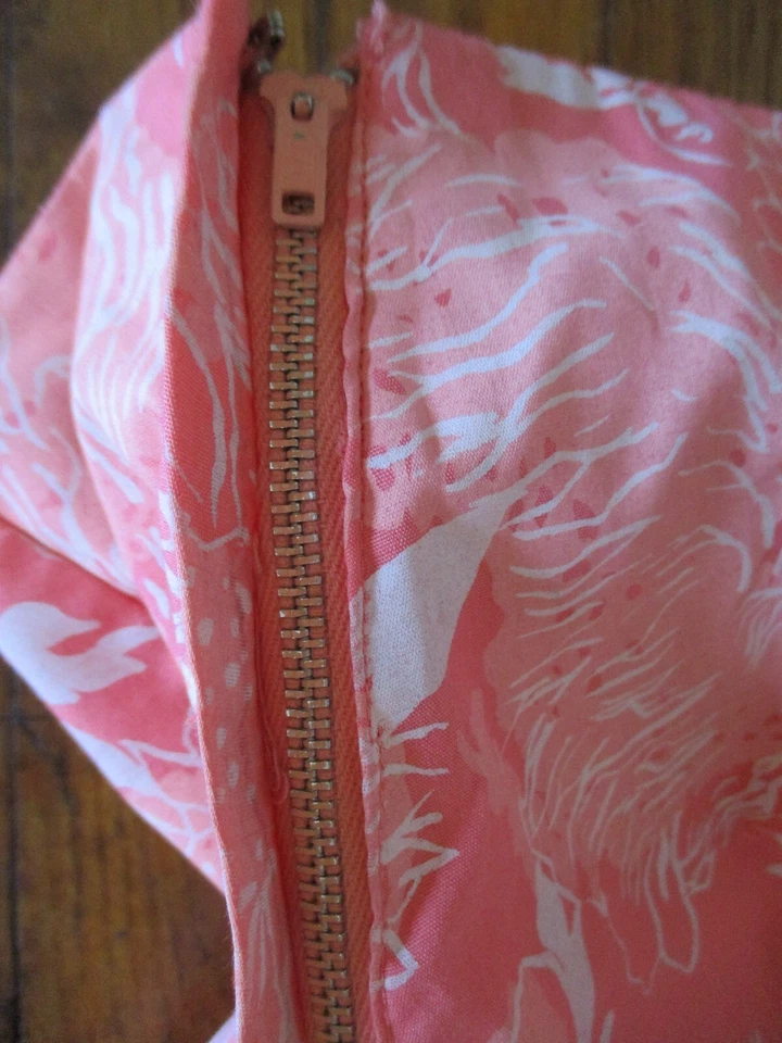 Calça Bell Bottoms Vintage Anos 1960/70 Tamanho XS Feminina 24" Cintura Rosa Estampa Branca - Imagem 4 de 4