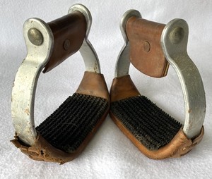 Martha Josey Circle Y Aluminum Performance Stirrups with 3" Rubber Grip Tread