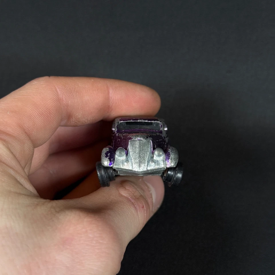 Hot Wheels Redline Ruedas CLÁSICO '36 FORD CUPÉ MORADO Foto 3 de 4