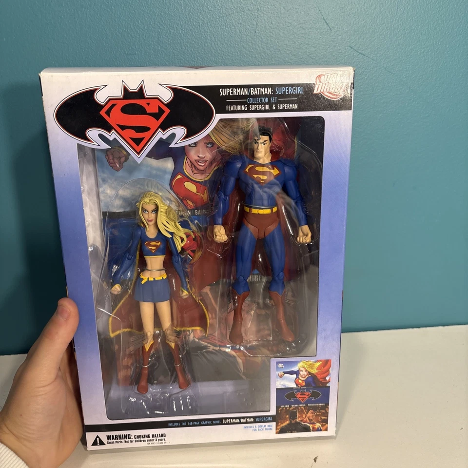 SUPERMAN/BATMAN: SUPERGIRL (MICHAEL TURNER) JUEGO DE COLECCIONISTA DC DIRECTO SIN ABRIR Foto 2 de 4