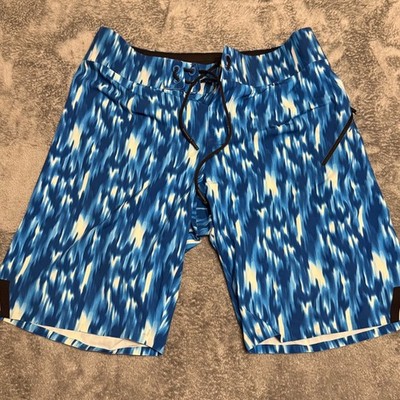 Lululemon Men's Current State Board Shorts Size 32 Blue Tie Dye Athletic Swim
