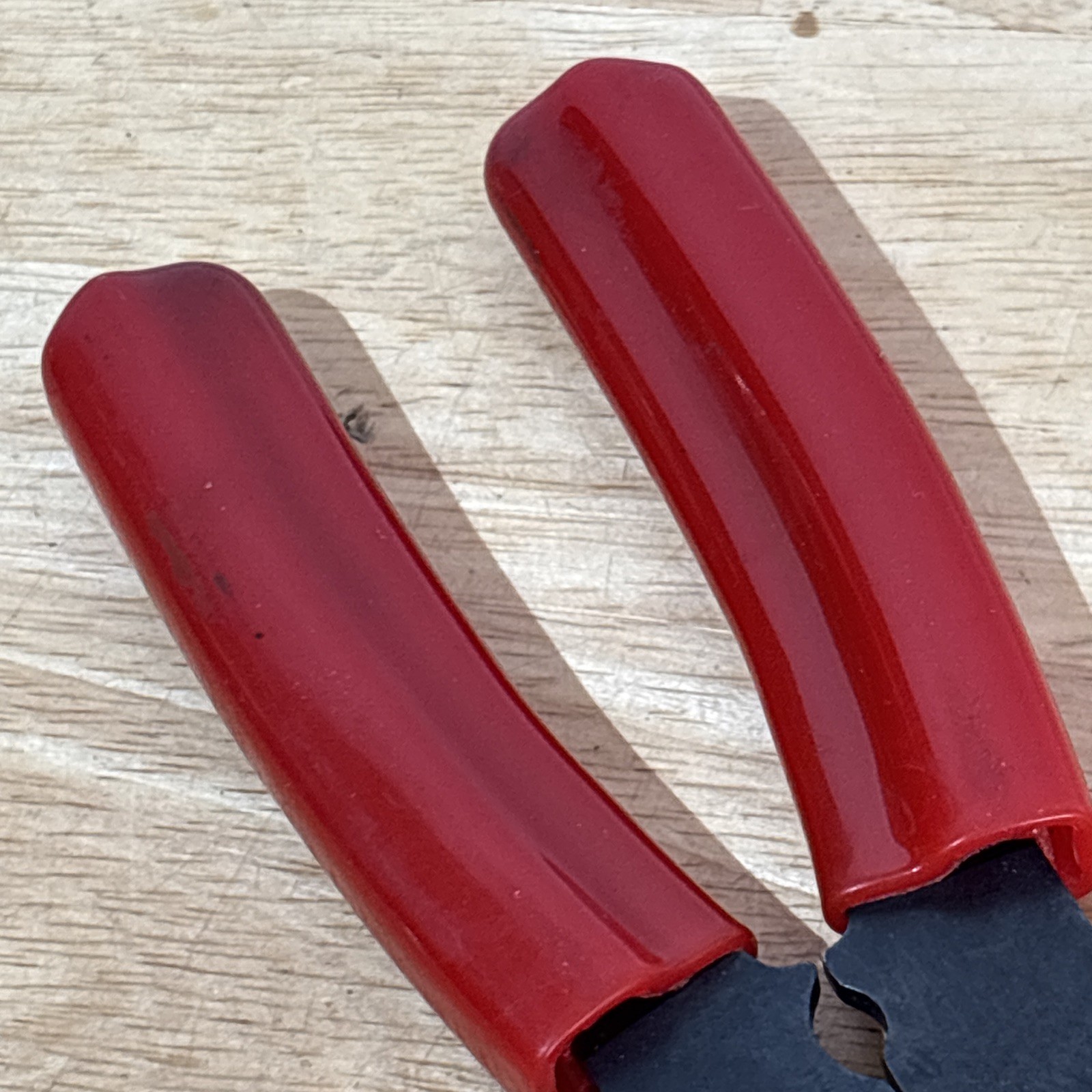 Dayton 8" Wire Cable Stripper Cutter Crimper Pliers Red Handle 4x136a Vtg USA