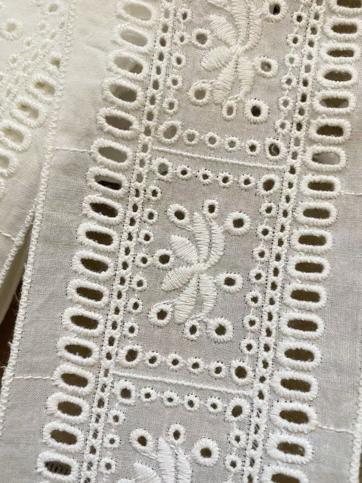 Clearance 4 Yards Cotton Eyelet Embroidery Lace Trim with Ribbon Slots Off White thumbnail 7