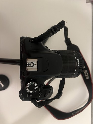 Canon Rebel T3i EOS 600D Digital SLR Camera with 18-55mm Lens and Accessories - Picture 6 of 8