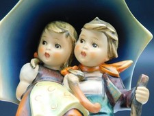 Great Condition Goebel Hummel Stormy Weather #71 Figurine Boy Girl Umbrella