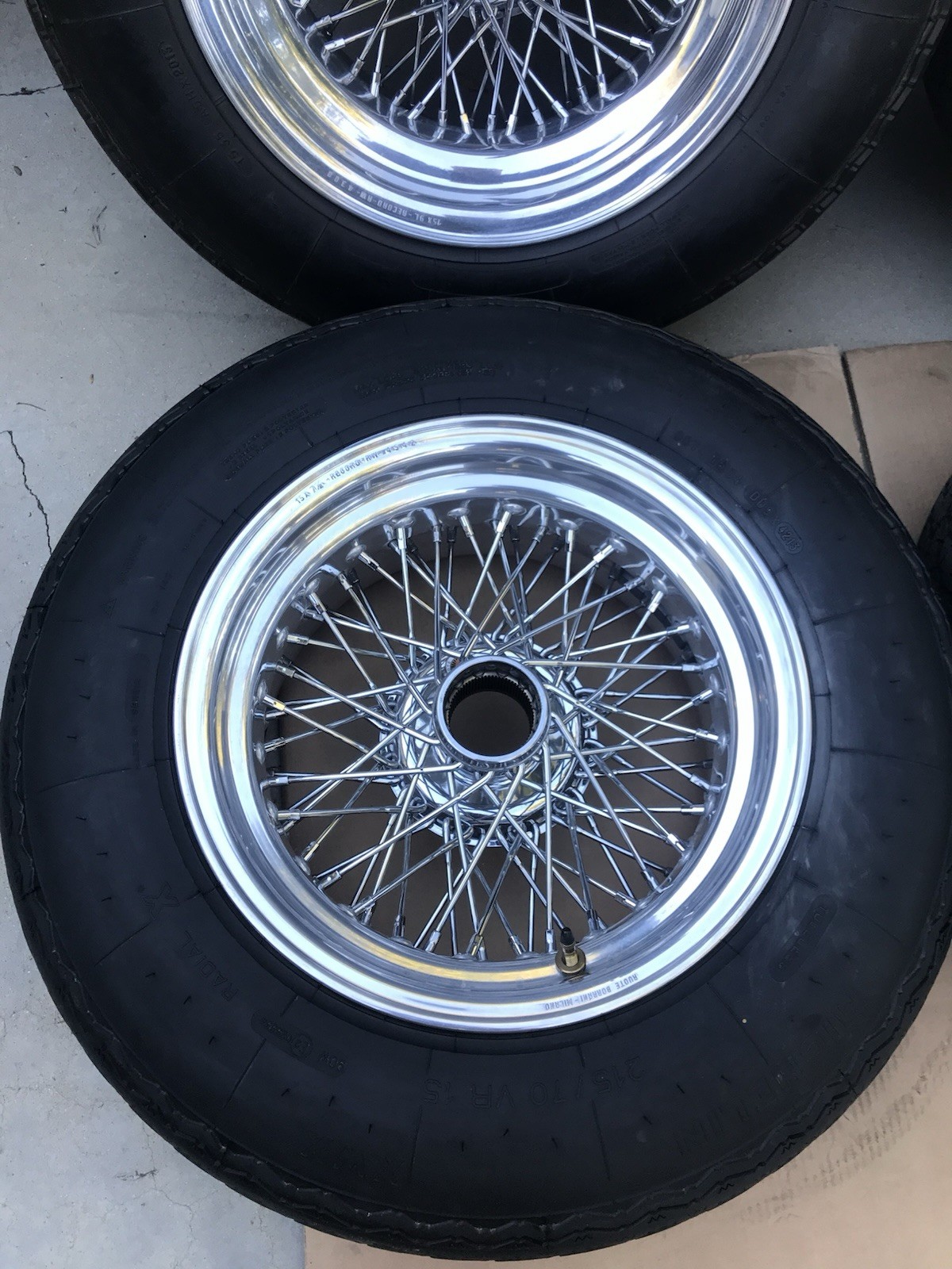 Ferrari 365 GTB Daytona Borrani 15" 4542 4300 Wire Wheels 15x7.5 15x9 W/ Tires