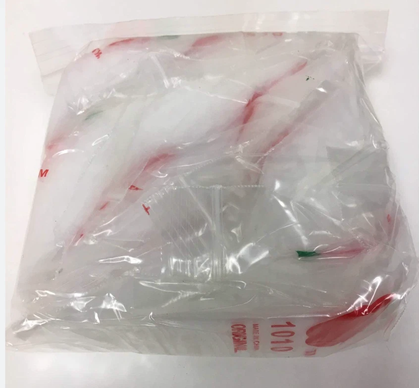Apple 1010 Baggies 1”x1” – 50,000 Case 2.5 Mil – Liquidation - Image 2 of 2