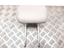 Range Rover Evoque headrest rear centre in Cirrus Mk1 L538 2012