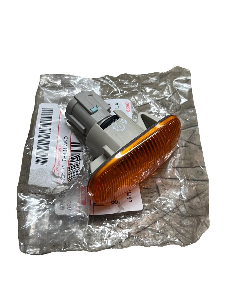 Genuine Isuzu Part 8980841530 Side Indicator Repeater Lamp Light D
