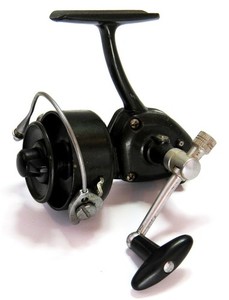 【Ｅ】シェイクスピア Ball Bearing 2200 スピニングリール Shakespeare 2200 II Ball Bearing, a Classic 1970's Reel from Japan