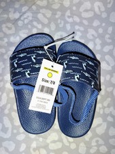 Boys Toddler Shark Slippers Size 5/6 Strap Back Slip On Shark Shoes