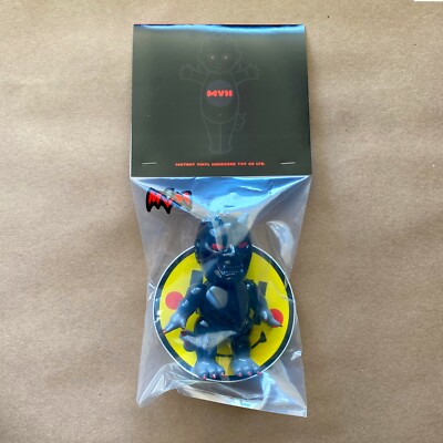 Mutant Vinyl Hardcore Kewpie Lash Stealth Black Sofubi Designer