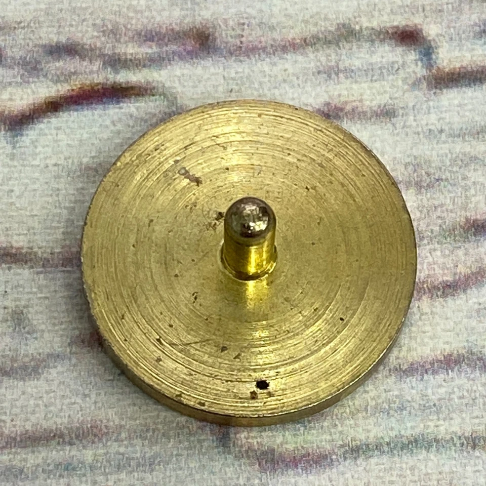 1999 US Open 99th Championship Pinehurst No 2 Peg Ball Marker Mark Payne Stewart - Imagem 2 de 4