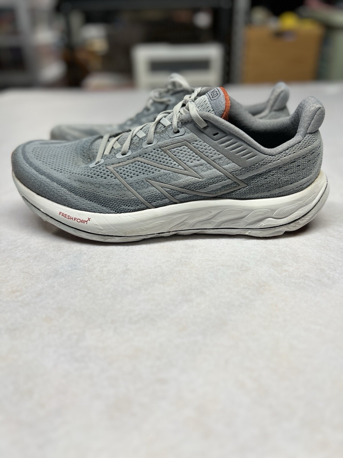 New Balance FF Vongo V6 Men’s Size 12 D Aluminum Gray/brick Red’ Running Shoes