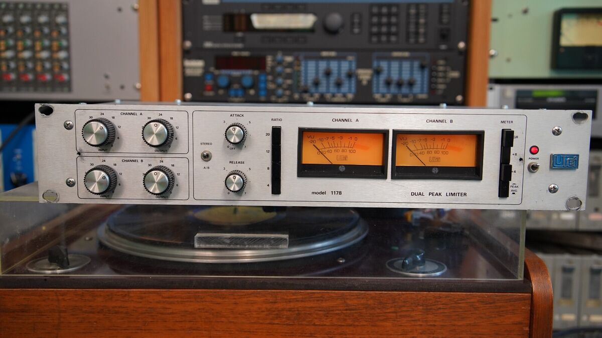 UREI 1178 Dual Peak Limiter in Original Condition /w XLR UREI 1178 Dual Peak Limiter in Original Condition /w XLR