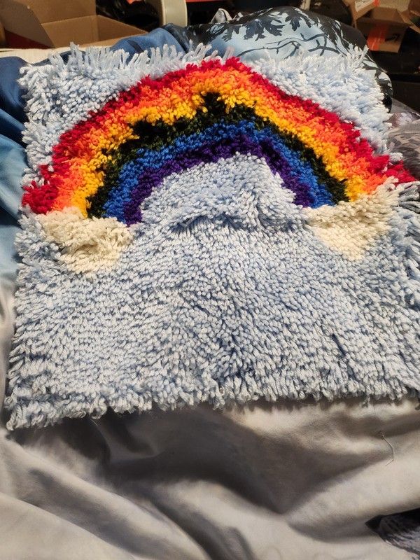 rainbow latch hook rug