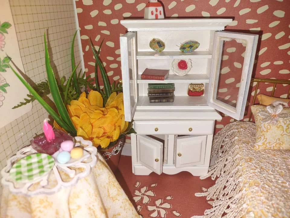 Lote de móveis para casa de bonecas 1:12 conjunto de quarto fio dourado cama cabana decoração cadeira mesa - Imagem 3 de 4