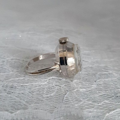 VIntage Seiko MN93 11-0290 Rare Manual-Winding Ring Womens Watch