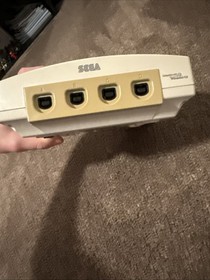 Sega Dreamcast Console, 2 Controllers,nba 2k1, nba 2k2 with hdmi cable cord