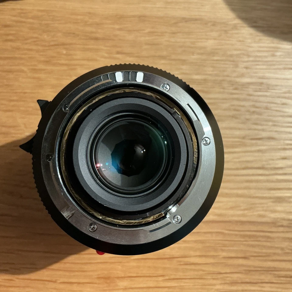 Leica Summilux‑M 28 mm f/1.4 ASPH (11668) – kaum verwendet- inkl. Originalverp. - Bild 4 von 4