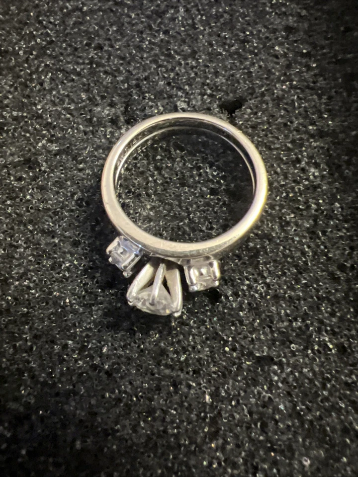 Diamond Wedding Ring Set 1/2 Carat Center Stone - Image 2 of 4