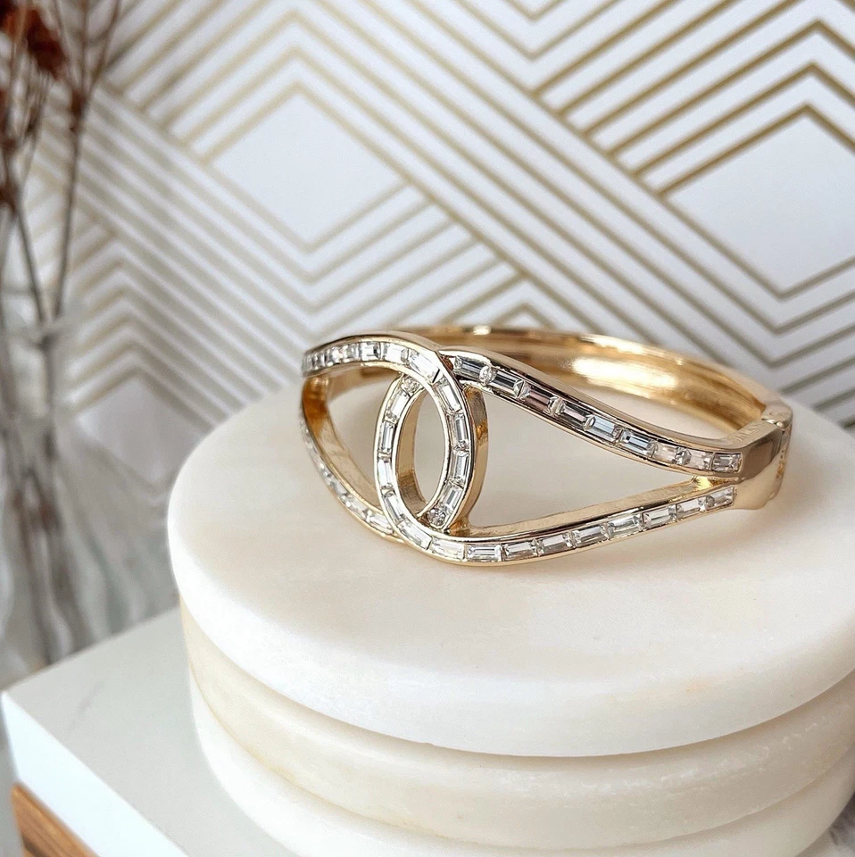 Brazalete Brazalete Park Lane SUNBEAM Baguette Nudo DORADO Bisagras Nuevo en Caja, Venta al por menor $168 Foto 3 de 4