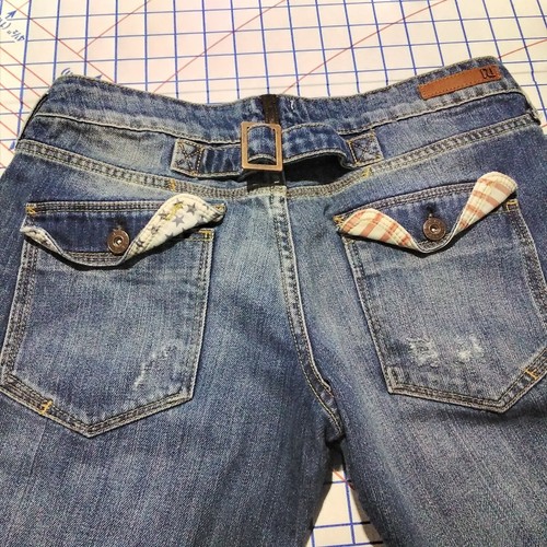 Pantalones de mezclilla para mujer River Island en apuros ajustados pierna cónica altura baja - Imagen 3 de 12