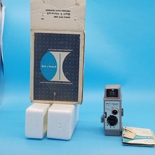 VINTAGE 1960s BELL AND HOWELL 8MMSPOOL LOADING MOVIE CAMERA MODELS 319/220