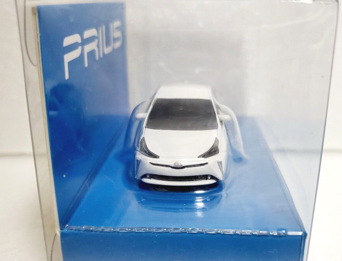 TOYOTA NEW PRIUS Light Keychain White Model Car Limited eBay
