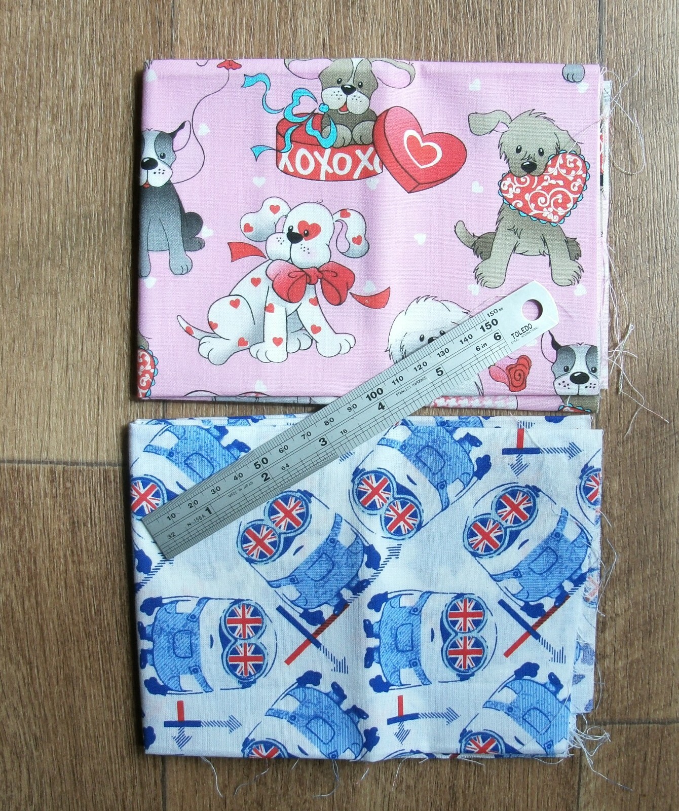 Kids novelty Fat Quarter bundle 100 quilting weight cotton 50x52cm