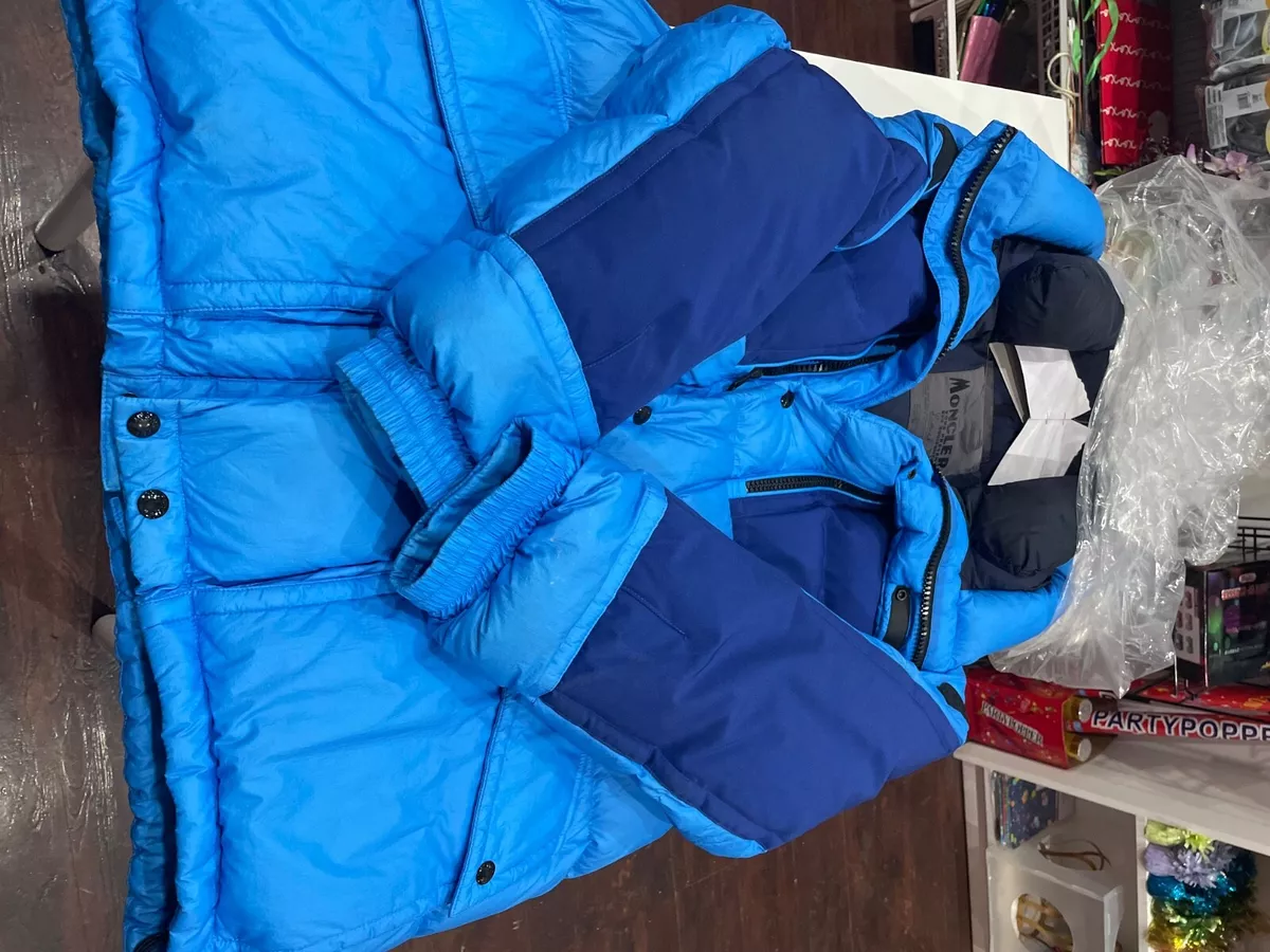 mens moncler size 6