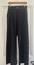 Alo Yoga Women's Wide-Leg Pants | Size Large