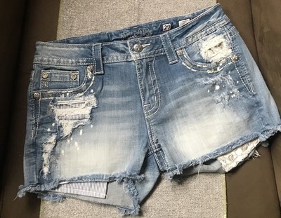 Womens Miss Me Signature Rhinestones Distressed Cut Off Jean Shorts Size 29