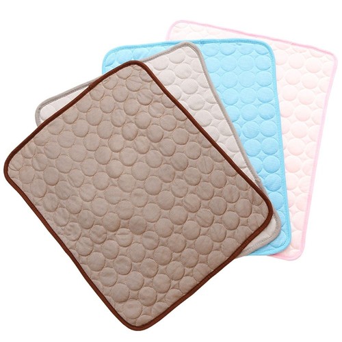 Breathable Dog Cooling Ice Pad Non-Slip Dog Cooling Mat Backyard - Picture 4 of 16