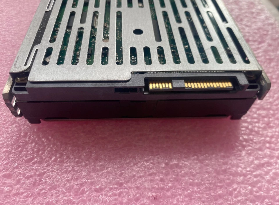 Seagate Cheetah ST373455SS 73GB SAS / 16MB Cache 15000RPM 3.5" Caddy HDD - Image 2 of 2