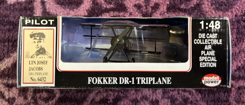 Model Power- Fokker DR-1 Triplane, Ltn. Josef Jacobs, 1:48 #6432 - Image 3 of 4