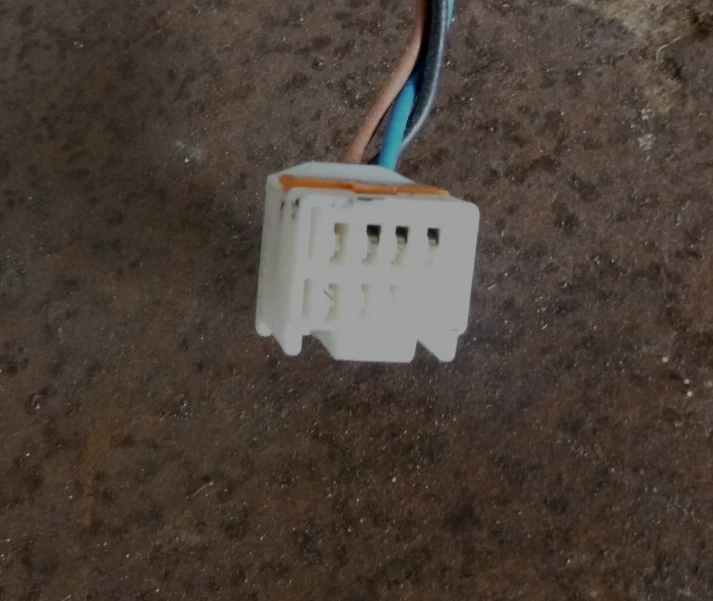 Espejo puerta eléctrico izquierdo mazda mpv 8/99-4/02 Foto 2 de 4