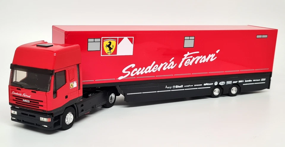 Camión modelo Louis Surber 1/43 Iveco Scuderia Ferrari GP F1 Team Transporter Foto 4 de 4
