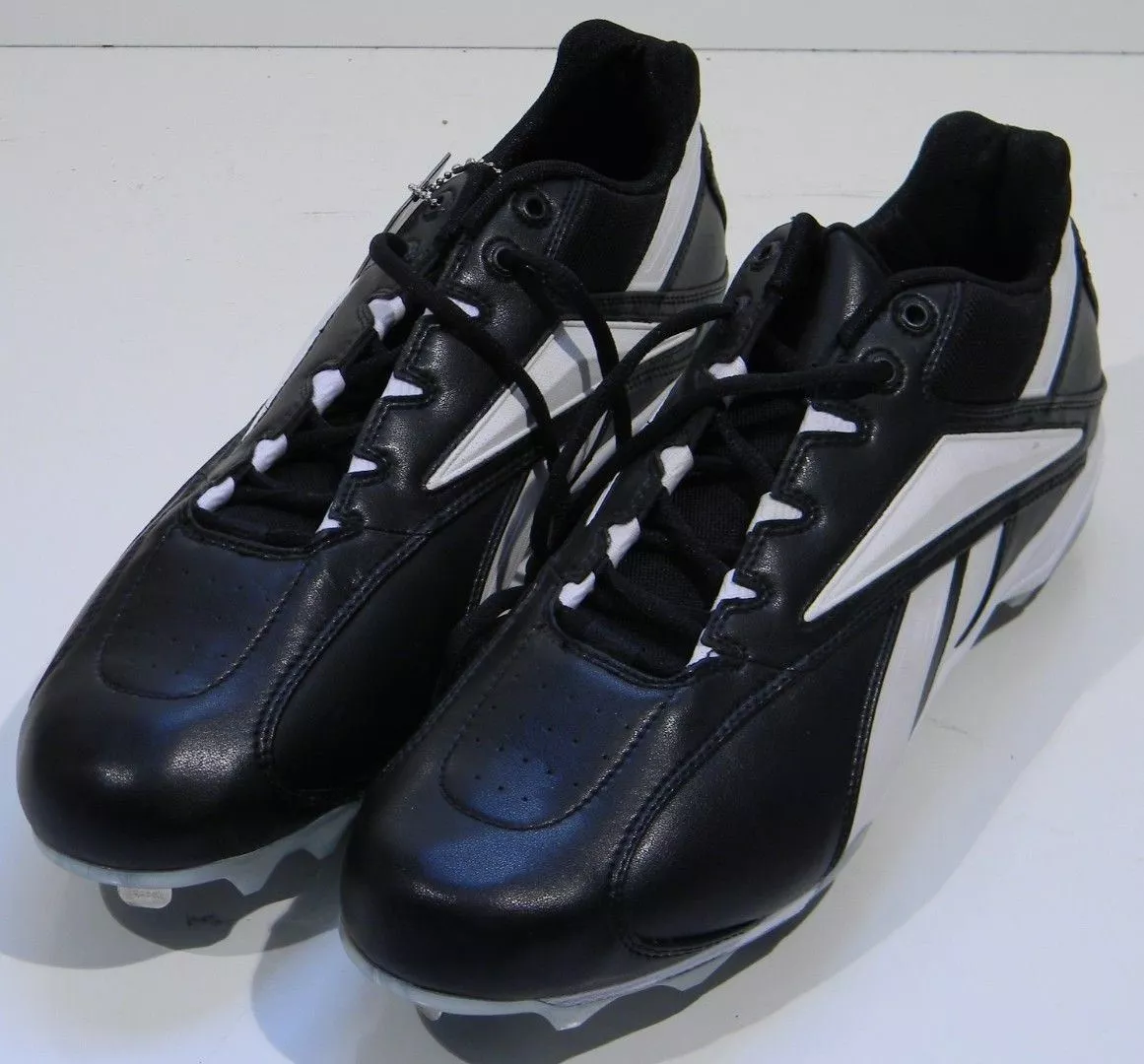 NEW Men s Reebok Cleats Baseball Shoes 16 Black 18 112930 Metal