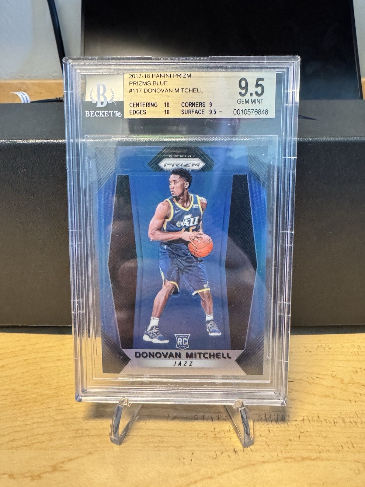 2017-18 Panini Prizm - Donovan Mitchell #117 Blue Prizm /199 (RC) BGS 9.5